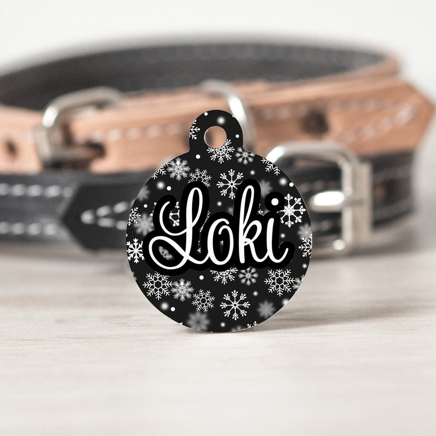 Black Snowflake Christmas Large Round Personalized Tag - Black Dog Engraving